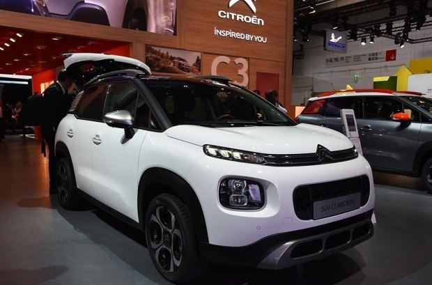 品质不输德系，颜值比缤智帅十倍，配30万内饰，或仅11万要火