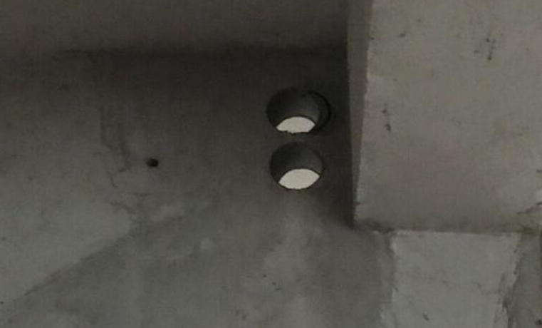 是商家不专业，还是师傅不专业？出现问题后，都说和自己无关