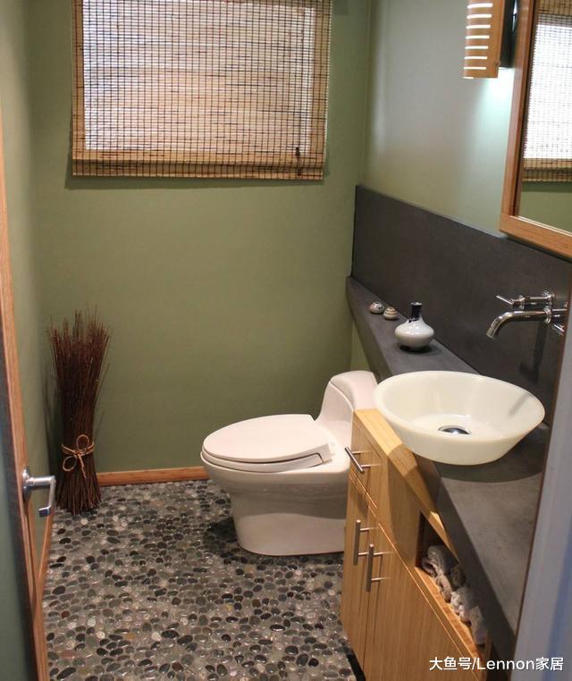 卫生间装修，聪明人都会选择这几种材料代替瓷砖，实用又美观