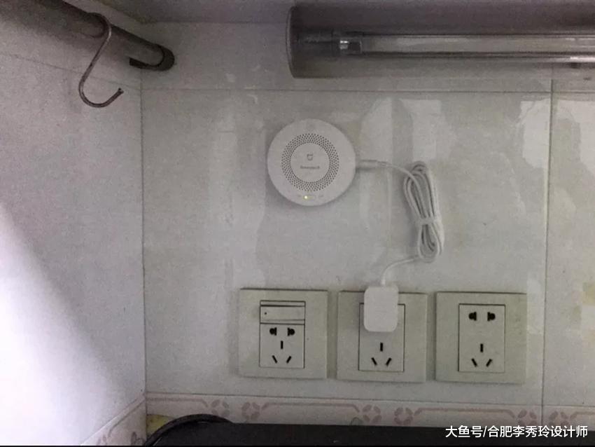 真是糟心！忘關水龍頭，自家倒霉樓下遭殃，還好裝了神器，隨時提醒