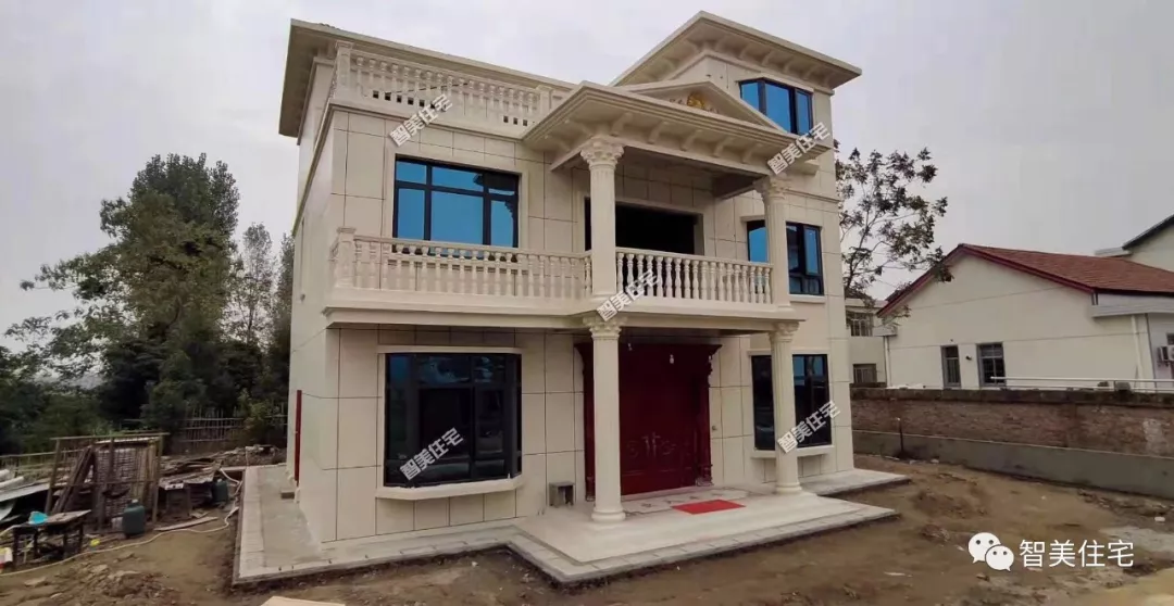 主体造价30万左右的经典别墅，建的人多，完工效果也很棒