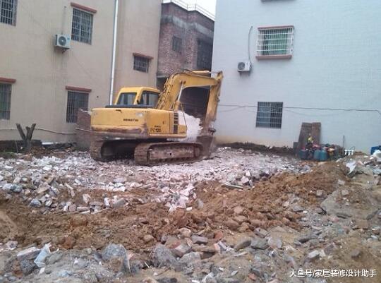 打樁30米深卻只建三層半，對不起觀眾啊！廣東土豪果斷財大氣粗