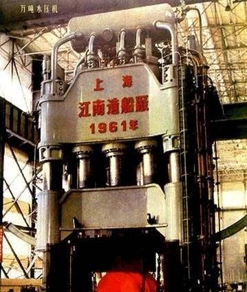 假如把一百立方米的水压缩成一立方米，结果会怎样？