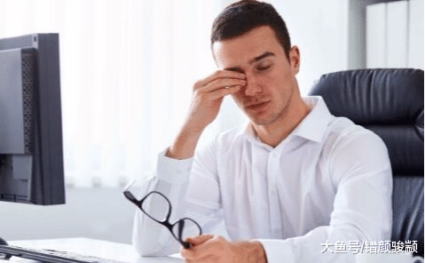 男人進入中年是“養壽期”這4件事不要做，等身體垮掉就晚了