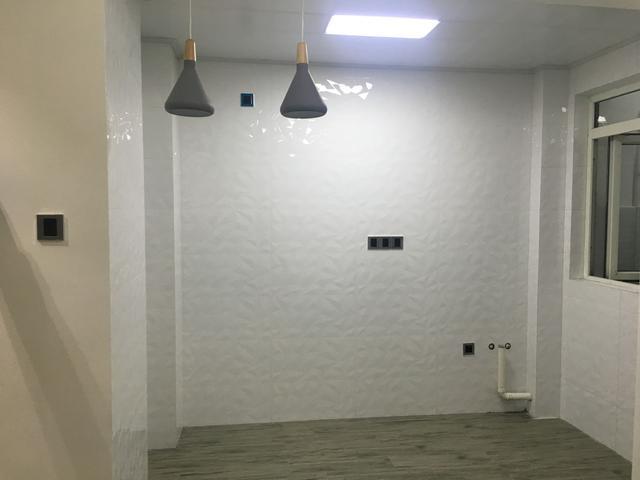 朋友装修用“三根小树枝”做玄关隔断, 开门见枯木, 好吗?