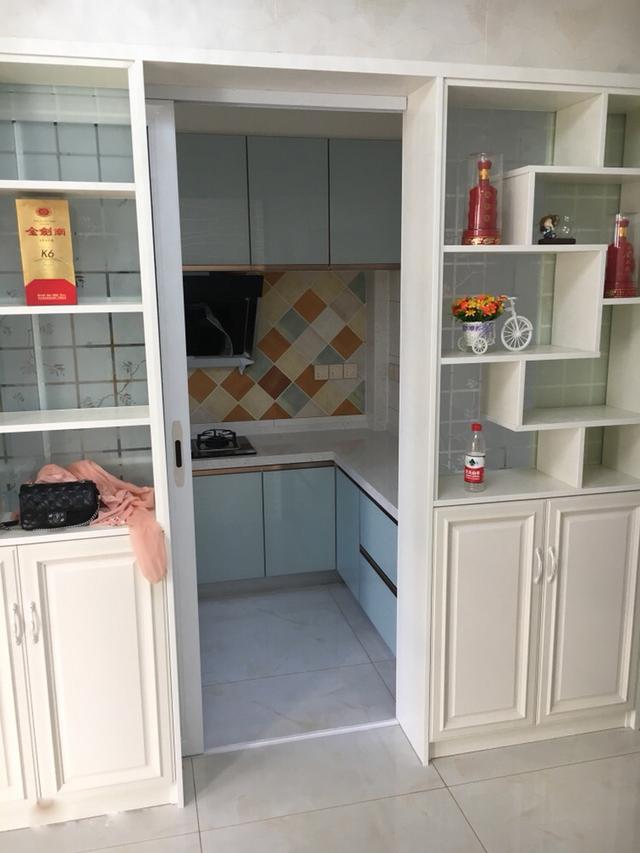 忙活三个月装修完工，终于给女儿真正的新房，电视墙漂亮极了晒晒