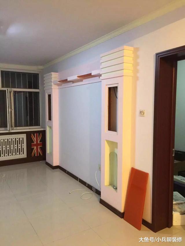 老公硬把房子装成这样，满屋黑漆漆阴森森，我感觉快要疯了！