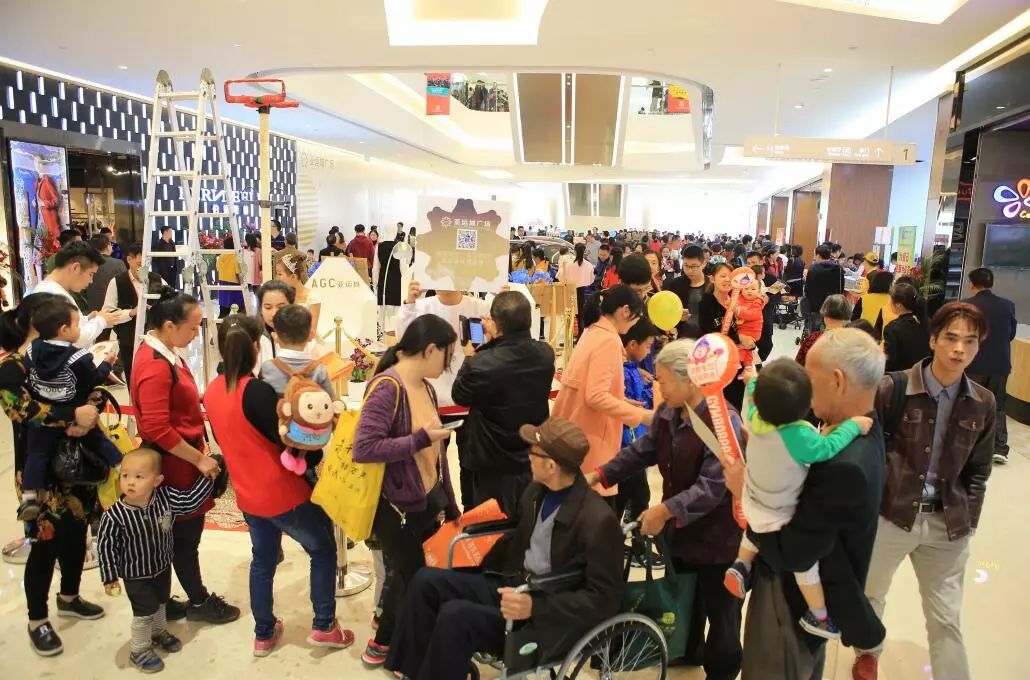 首期15万起，买江景四房！门口三地铁，还带省级学位