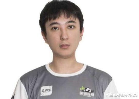 绝地求生：还记得为掉线的王思聪挡子弹的主播吗？他现在过得如何