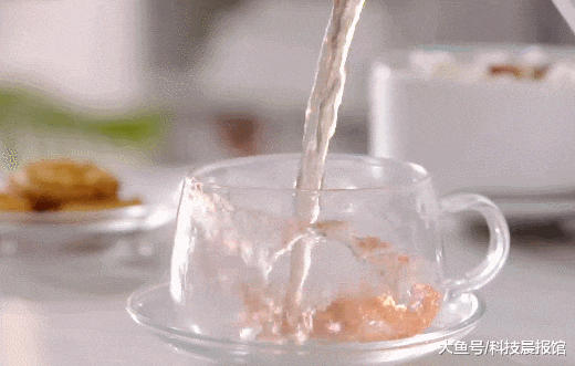 冬天就要多喝热水，圈厨多功能养生壶开启了90后的老年生活