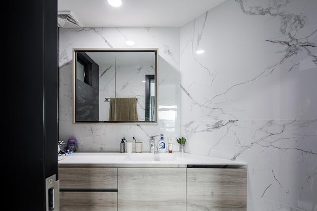 暗卫生间，几招告别“暗臭湿”