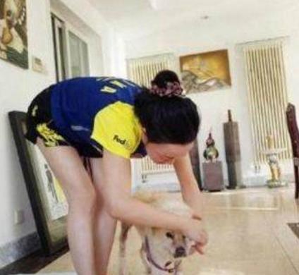 刘晓庆晒出自己的豪宅，居住环境也太好了，难怪64岁还那么年轻