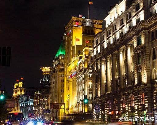 千万富翁为了学区房也挣扎在温饱线，病态心理真来源于高房价？