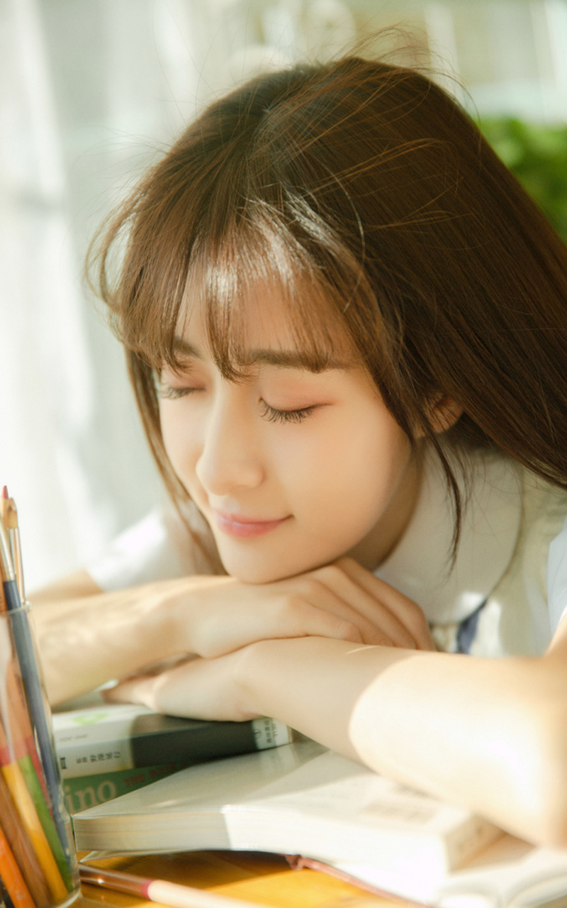 从对方得意的事情说起