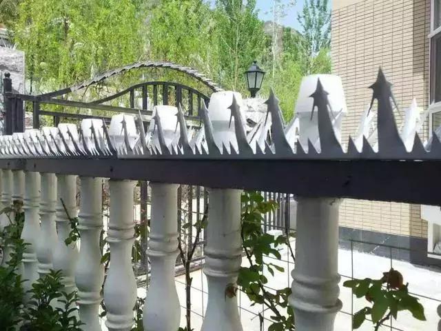 防盗窗现在越来越没人装了，这种小偷看见都害怕，实用！