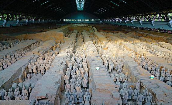 为什么兵马俑中间的墙不能挖，里面有什么宝贝？