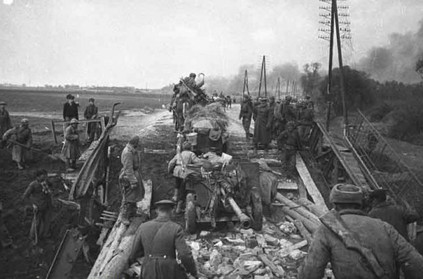 柏林战役，最后有什么结果？