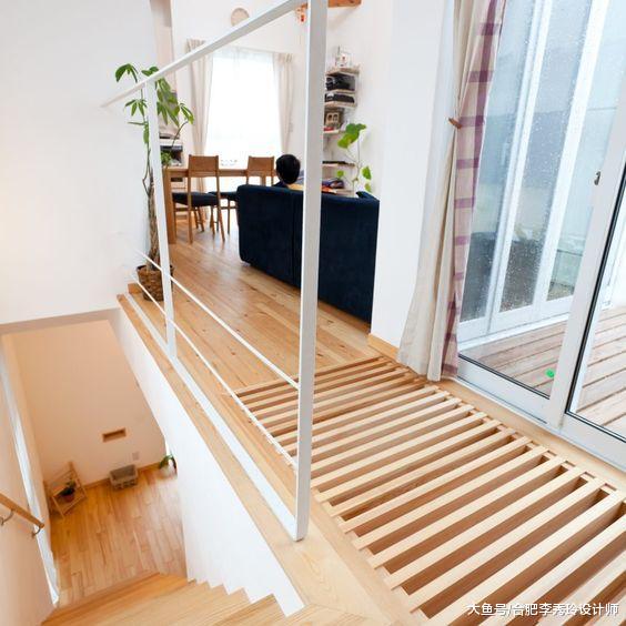 为什么日本家庭不现浇楼板，改用木格栅铺地面？楼板镂空看着腿都抖