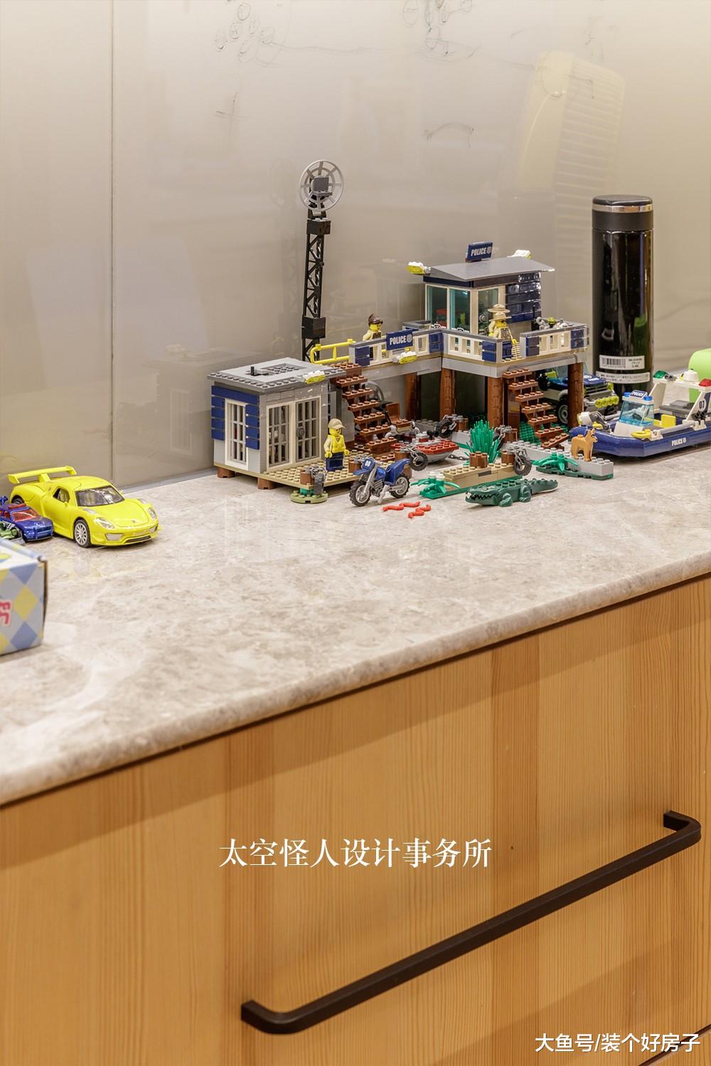 细节控不要错过的“高能”之家：109米灯带+62处点光源！