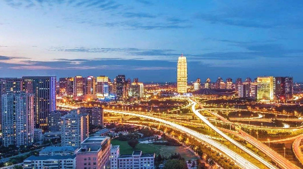 房企集体减员，开发商压力越来越大，熬不过就破产