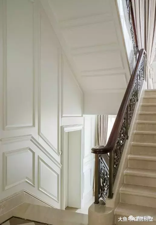 13.9×16.6米农村别墅，欧式风格外观，主体50万