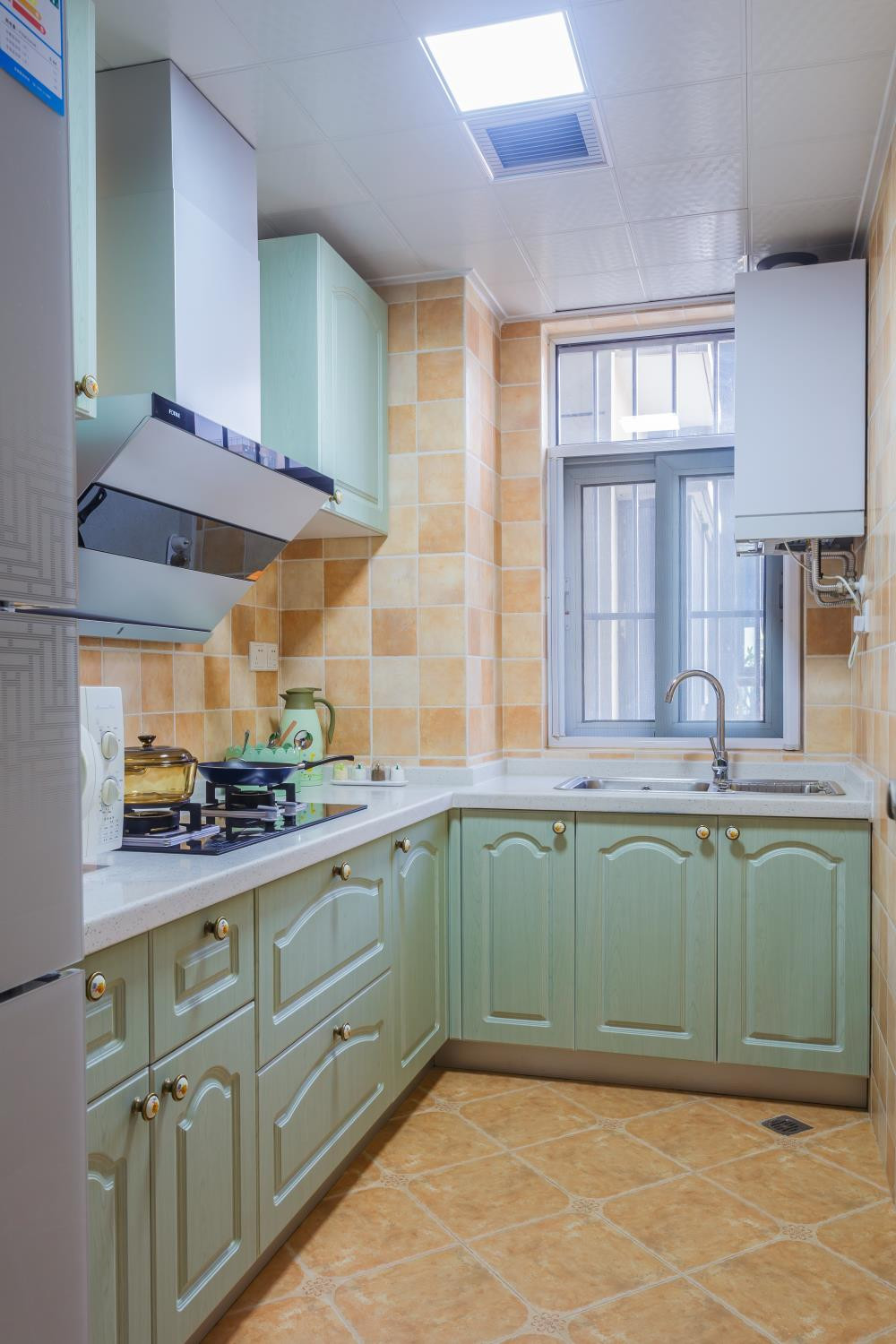 118平休闲美式三居，就想要一个这样的阳台！