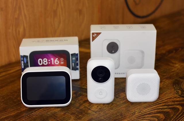 叮零门铃搭配小爱音箱触屏版，雷军发布会提到的产品我都体验了