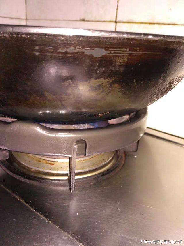 還好沒買！燃氣灶節能罩好危險，稍不注意就能爆炸，想省燃氣我有招