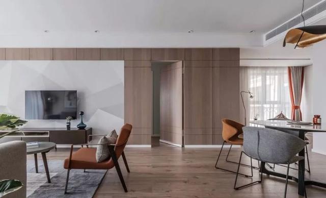 这些隐形门藏得真巧，不认真看都发现不了