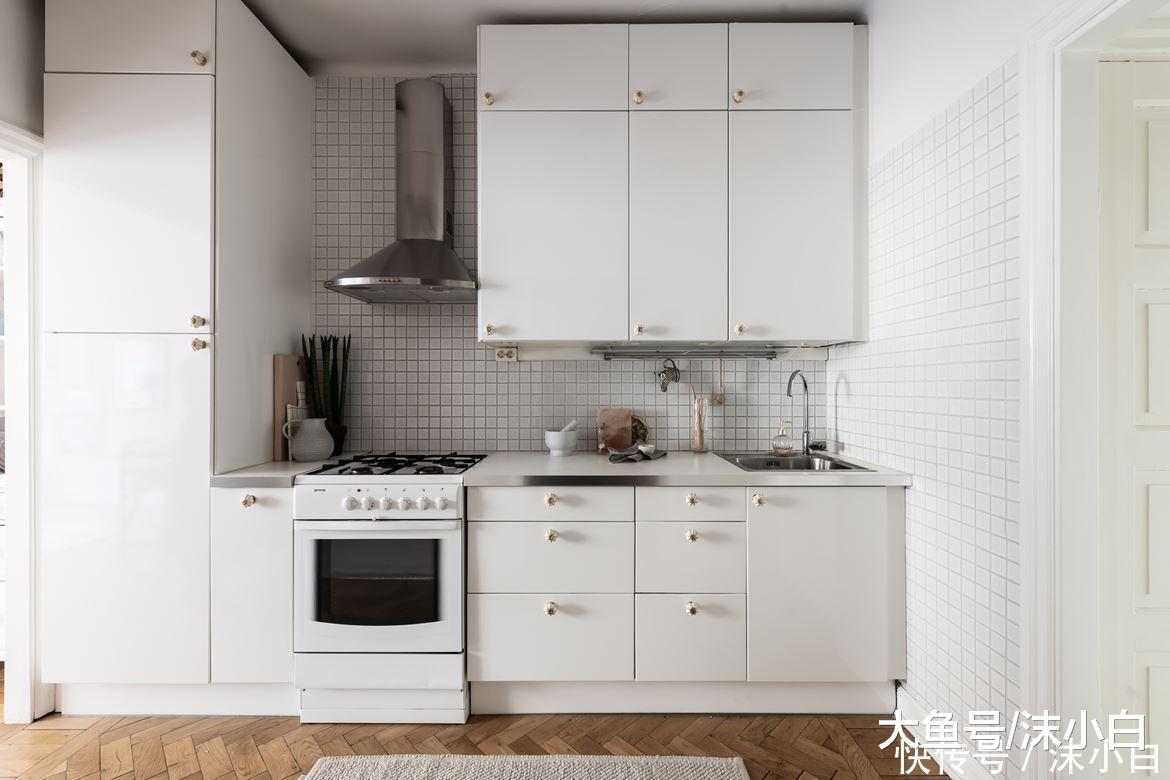 被迫相亲结婚，不如像她自给自足！攻克4大困难，收获41平美窝！