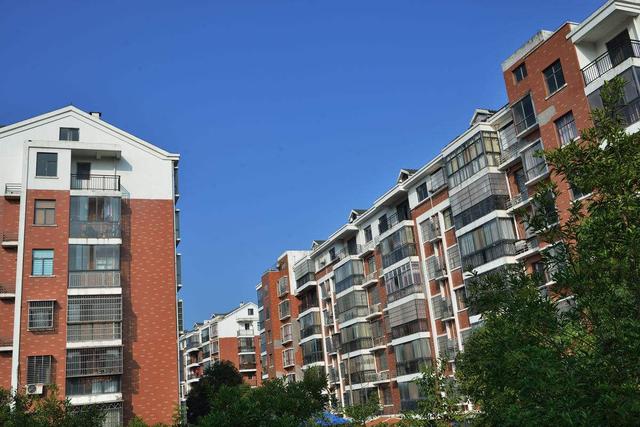 不是拿到房产证就万事大吉，这几笔钱一定记得向开发商要回来