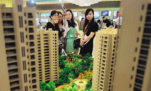 二手房无人接盘，炒房客悔不当初，除了房贷，更可怕的还在后面