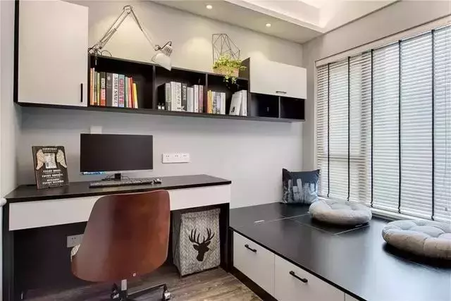 105平的轻工业风三居室, 在简洁硬装中加入格调软装