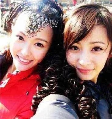 胡歌好惨，一男的，还是大帅哥