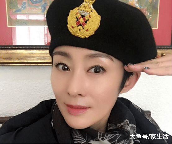 晒晒张敏如今住的房子：生活朴素装修简单，赚的钱都去哪儿了？