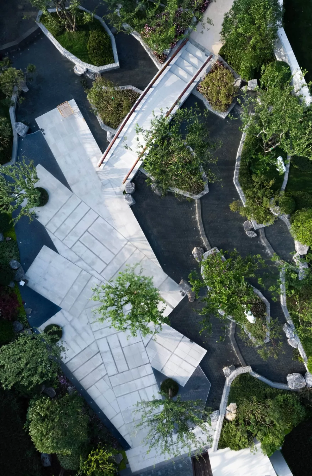 筑南观山揽湖，豪奢人居雅墅 | 贵阳龙湖 · 湖山原著