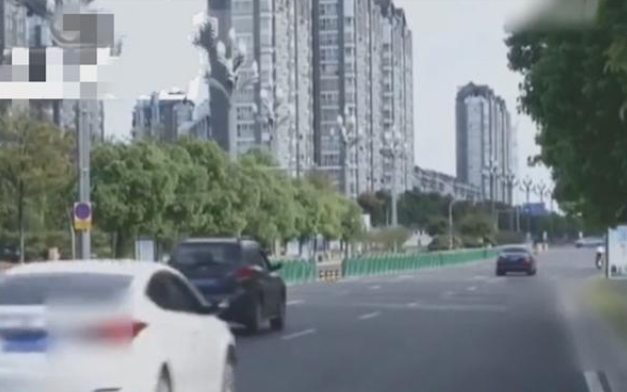 男子给骗子转6000元, 却意外“收获”10万元, 骗子: 快还我钱