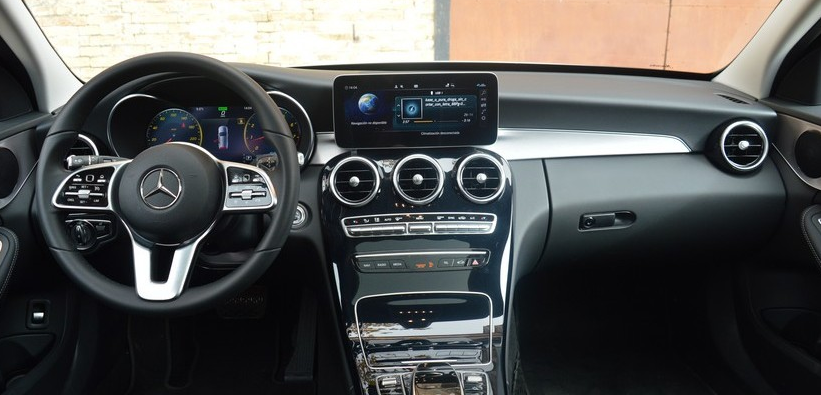 汽车在实践中获得了人们的信任