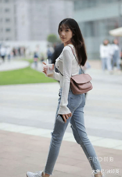 摄影：高颜值和好身材的“奶茶妹妹”真的很美