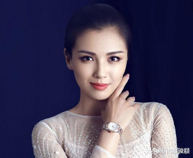 劉濤“丑聞”再次曝出，賢妻良母人設一夜全無！吳秀波也跟著遭殃