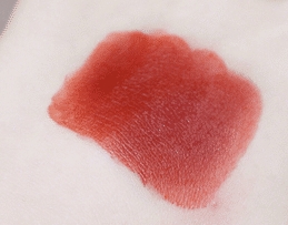 被称为“万能”的口红, 却因价格便宜一直被看不起, 吴昕: 我用了7年