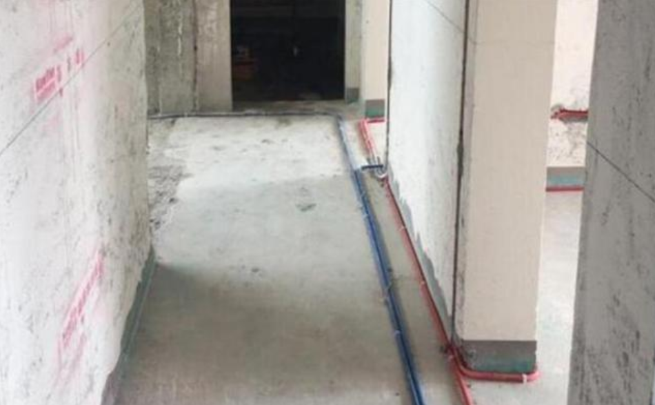 水电还没开始做，师傅就考虑到维修了，业主对此都担心坏了