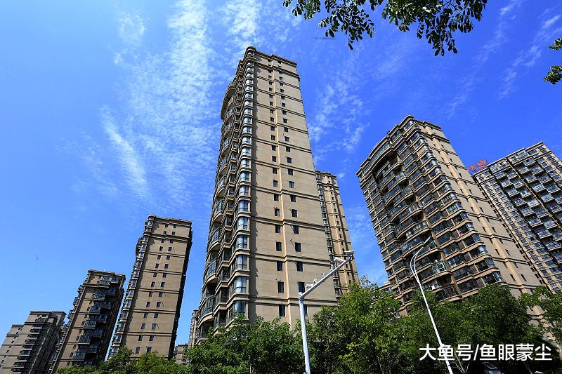 未来楼市是“土豆价”，还是铂金价？地产大佬“停止拿地”显端倪