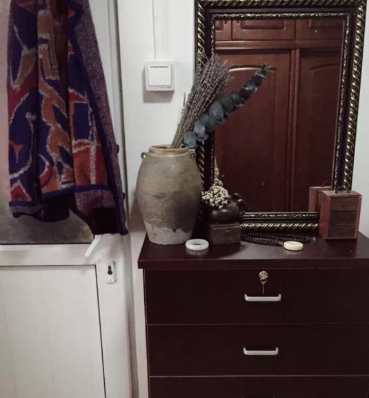 为女儿，她把旧平房爆改成“花园小屋”！退租时房东舍不得！