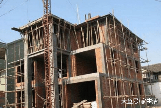 农村万万不要这样盖自建房，师傅一看就摇头，入住对家庭影响大