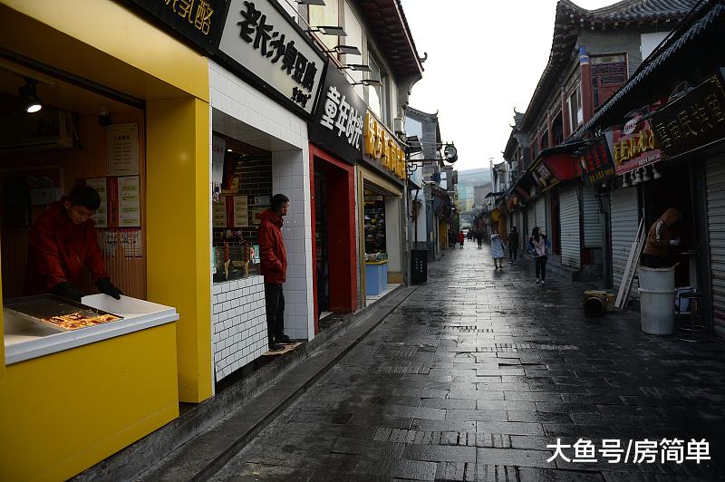 商铺陷入“租不出、卖不掉”僵局，商铺还有“未来”吗？