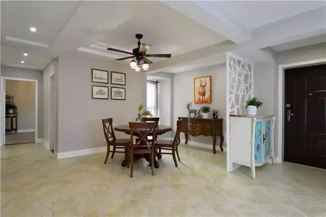 带阁楼的大户型装修案例图，装修设计超大气，又不失温馨实用