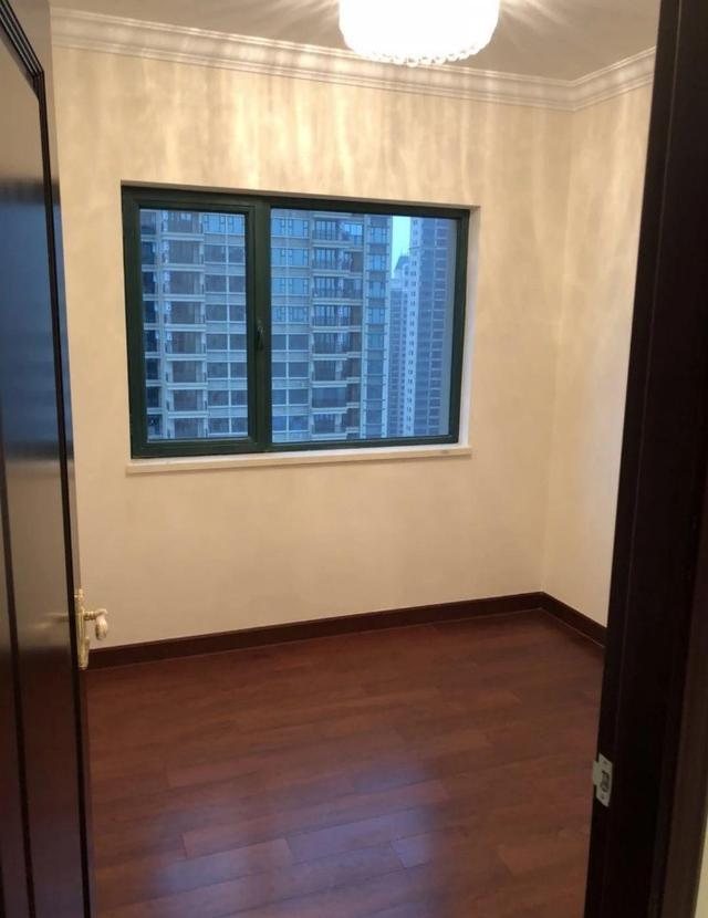 图省事买126㎡精装房，效果如何？朋友吐槽：买精装房的胆都大！