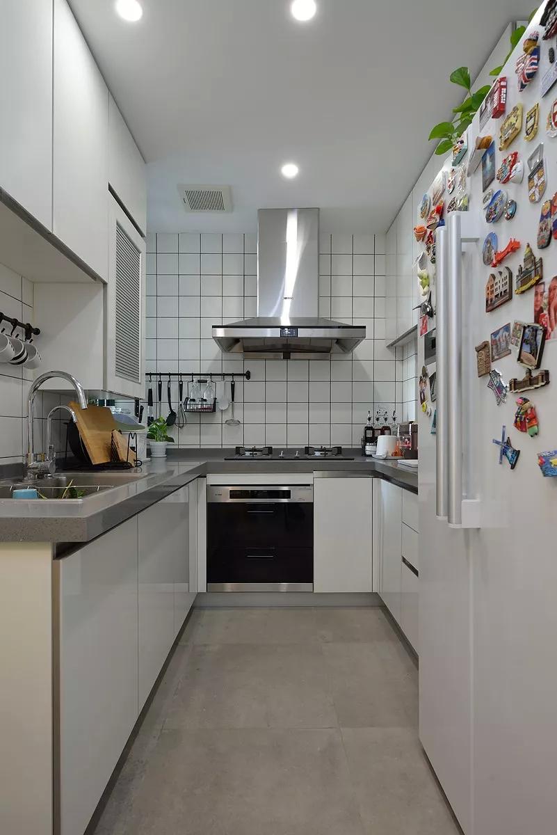 使用面积62平米的两居室，简约北欧风装修，开门就被吸引住了!