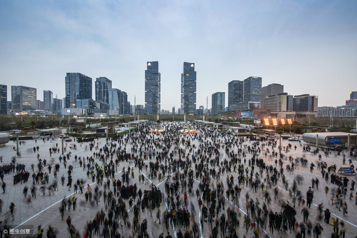 全国上演人才大战，是＂招才引智＂，还是楼市在找＂接盘侠＂？